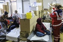 Specializantka pediatrije pomaga beguncem: Ni pomembno, kdo so in od kod prihajajo, vsi so ljudje v stiski 