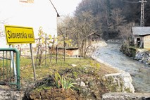 Begunci: v Slovenski vasi zmanjkuje prostora za  ograjo