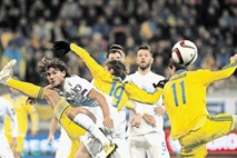 V slovenski reprezentanci razočarani, ukrajinska takoj po tekmi v Maribor, da ne bi podlegla čarom nočnega življenja 