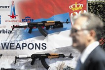 Teroristi v Parizu so streljali tudi z orožjem, izdelanim v nekdanji Jugoslaviji