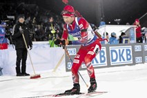Faka zdelal pritisk prve tekme, Björndalen pa je dokazal, da še ni za upokojitev