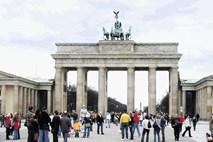 Vlada ustanavlja kulturni center v Berlinu: rešitve za financiranje še iščejo