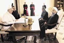 Rohani v Vatikanu: Bo papež Frančišek mediator tudi pri iskanju miru v Siriji?