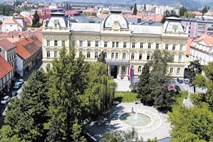 Univerza v Mariboru: Sindikat terja zamenjavo rektorjevega tajnika