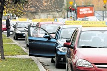 Vozniki s ponarejenimi vozniškimi dovoljenji še vedno na cestah