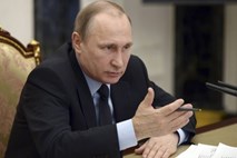 Predsednik Putin in skrivnostna likalna miza
