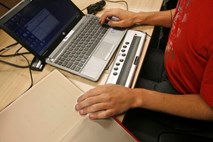 Japonski računalniški program v soavtorstvu s človekom sodeloval pri pisanju kratke zgodbe