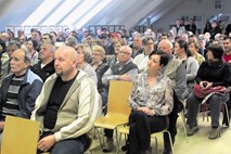Občani Šentruperta nezadovoljni z delovanjem občine in župana Ruperta Goleta