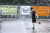 Nogometni turnir Brcnimo rasizem: niti neurje ni ustavilo nogometašic in nogometašev