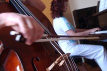 V dialogu z violončelom