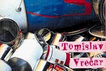 Kritika romana Tomislava Vrečarja 2nd hand emotions: (U)trip kaosa