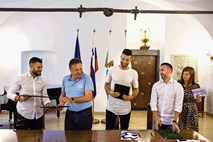 Dvorano v Štepanjskem naselju bosta gradila nogometna reprezentanta Cesar in Jokić
