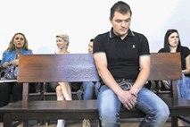Sojenje zaradi poskusa uboja: Upokojena tožilka zažugala bombašu in Čeferinovim