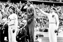 Zgodovina olimpijskih iger – 10 najpomembnejših dogodkov: od Jesseja Owensa do Iana Thorpa