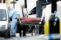 Napadalec z nožem sredi Londona ubil Američanko in ranil še pet ljudi 