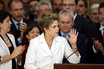 Senat podprl obtožbo proti predsednici Rousseffovi