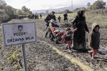 Begunska kriza 2.0.: Slovenija tokrat ne čaka, ampak že  najema šotore. Za vsak slučaj.