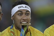 Nogometno zlato Brazilcem: »Bog ljubi tako Neymarja kot celotno brazilsko ekipo«
