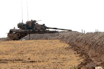 Turški obračun s Kurdi  skrbi tudi Pentagon