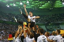 Objokani Schweinsteiger končal reprezentančno kariero:  V čast mi je bilo igrati za Nemčijo