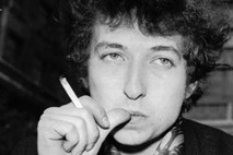 Bob Dylan, Nobelov nagrajenec za literaturo: besedo je postavljal na prvo mesto
