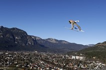 Na tekmi v Garmischu šest slovenskih orlov
