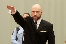 Breivik: Zaradi osamitve v zaporu sem se dodatno radikaliziral