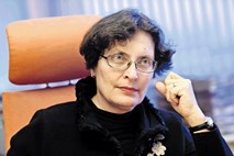 Zdenka Čebašek Travnik je nova predsednica zbornice
