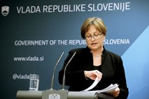 Ministrica za finance: Slovenija nadaljuje prodajo NLB