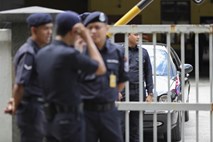 V zvezi s smrtjo polbrata Kim Jong Una aretirali žensko