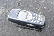 Vrača se najbolj priljubljen prenosni telefon – nokia 3310