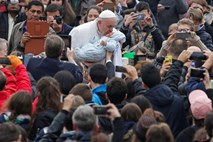Papež Frančišek znova opozoril na hinavščino med katoliki