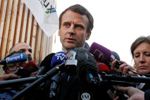 Emmanuel Macron, francoski predsedniški kandidat, pridobiva podporo na levici