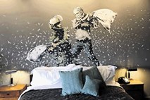 Banksy odprl hotel v Betlehemu