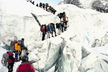 Letošnji lov na Mount Everest odprt