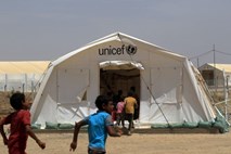 Na Bližnjem vzhodu in severni Afriki ogrožena življenja 24.000 otrok