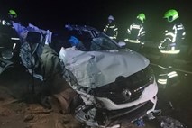 V prometni nesreči na primorski avtocesti umrl 25-letnik