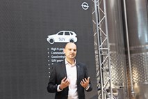 Romain Hauterat, Opel: Eden ni dovolj