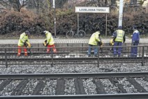 Slovenske železnice: namesto redno zaposlenih – agencijski delavci