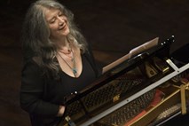 Nastop Marthe Argerich na Festivalu Ljubljana: Silna prežarjenost z Glasbo 
