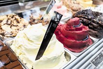 Kje je najboljši sladoled  v mestu: v kavarni Cacao letos kraljujejo sladoledne torte