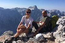 Instant zvezde: Janša v planinah, Plestenjakov selfi in boj Tanje žagar z ogromno sladoledno kupo