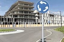 Koprski olimpijski bazen bo gradil Grafist