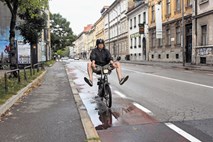Pomanjkljiva zakonodaja: Nad mopediste brez čelade celo vrhovno tožilstvo