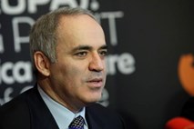 Gari Kasparov prekinja šahovsko upokojitev 