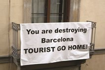 Masovni turizem razburja vse več Evropejcev