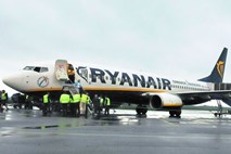 Ryanair s pritožbo zaradi načrtovane prodaje dela Air Berlina Lufthansi