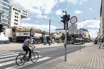Izmed 211 semaforiziranih križišč v Ljubljani jih je s kamerami opremljenih le 16