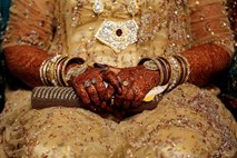 Indijsko sodišče odločilo, da je »instant ločitev« neustavna
