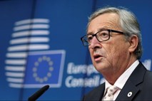 Juncker opozarja London glede pogajanj o brexitu, Ankaro na oddaljevanje od EU